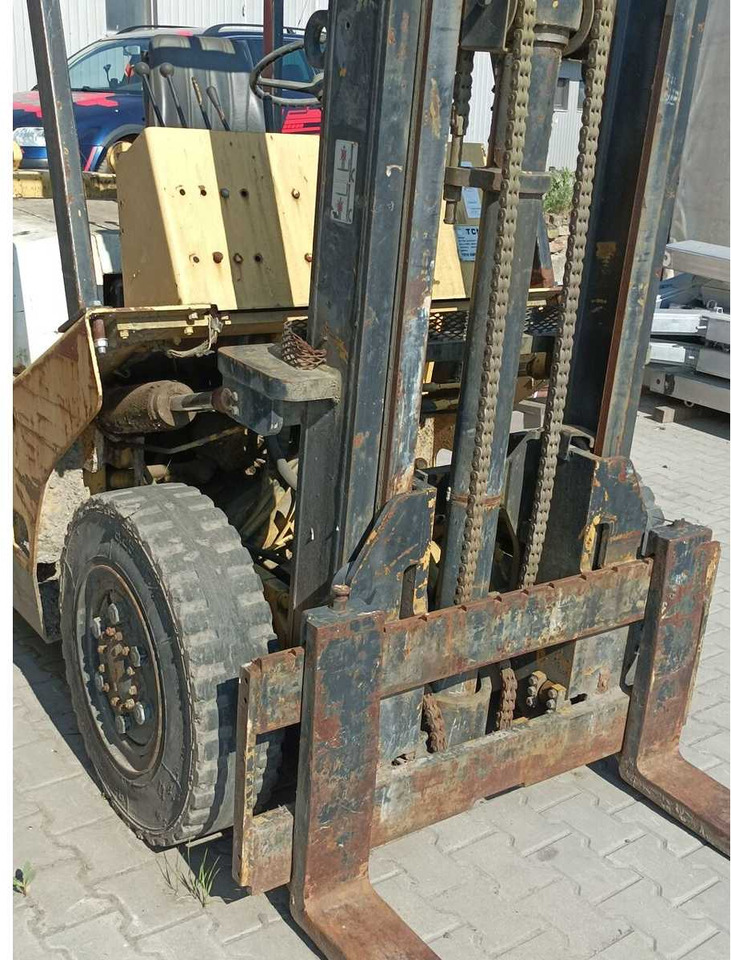 TCM FD35Z3 FORKLIFT TRUCKS - Carretilla elevadora: foto 4 TCM FD35Z3 FORKLIFT TRUCKS - Carretilla elevadora: foto 4