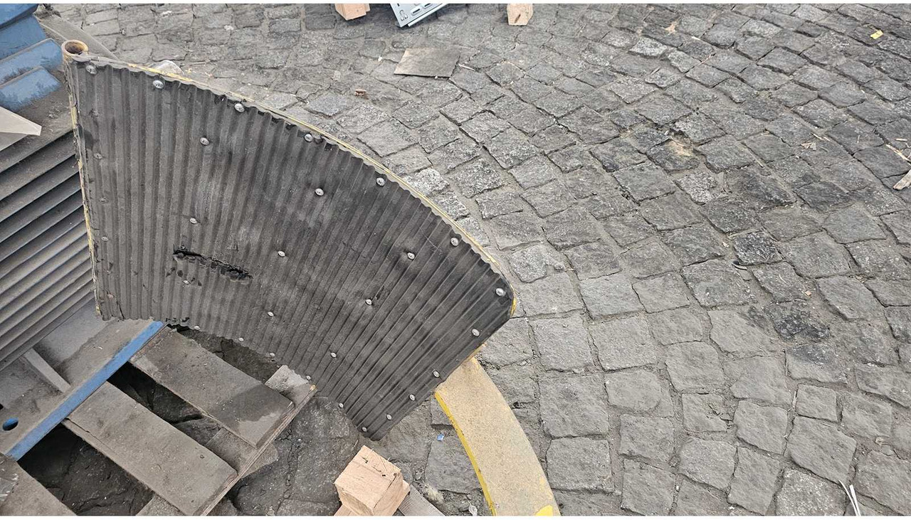 TIGRIP TR1/1050 - Encintadora de pacas: foto 3 TIGRIP TR1/1050 - Encintadora de pacas: foto 3