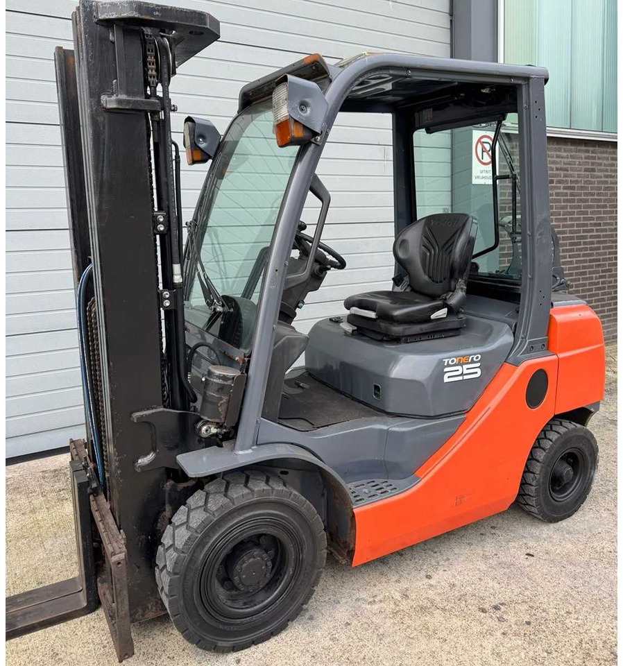 TOYOTA - 2017 - 02-8-FGF-25 - 4.7M TRIPLEX - FORKLIFT - Carretilla elevadora: foto 1 TOYOTA - 2017 - 02-8-FGF-25 - 4.7M TRIPLEX - FORKLIFT - Carretilla elevadora: foto 1
