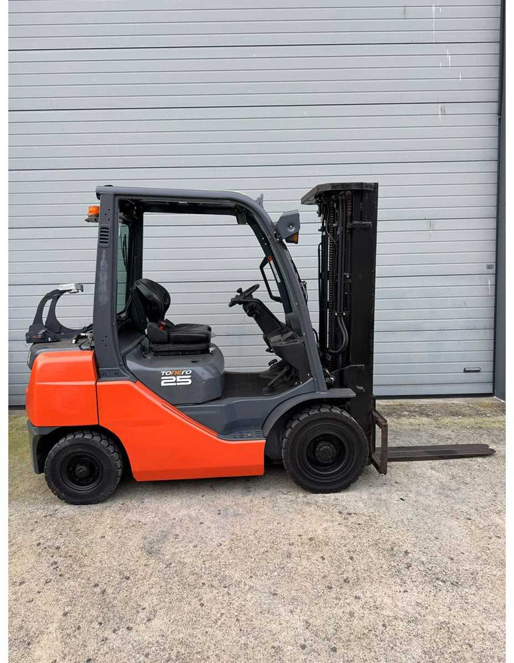 TOYOTA - 2017 - 02-8-FGF-25 - 4.7M TRIPLEX - FORKLIFT - Carretilla elevadora: foto 4 TOYOTA - 2017 - 02-8-FGF-25 - 4.7M TRIPLEX - FORKLIFT - Carretilla elevadora: foto 4