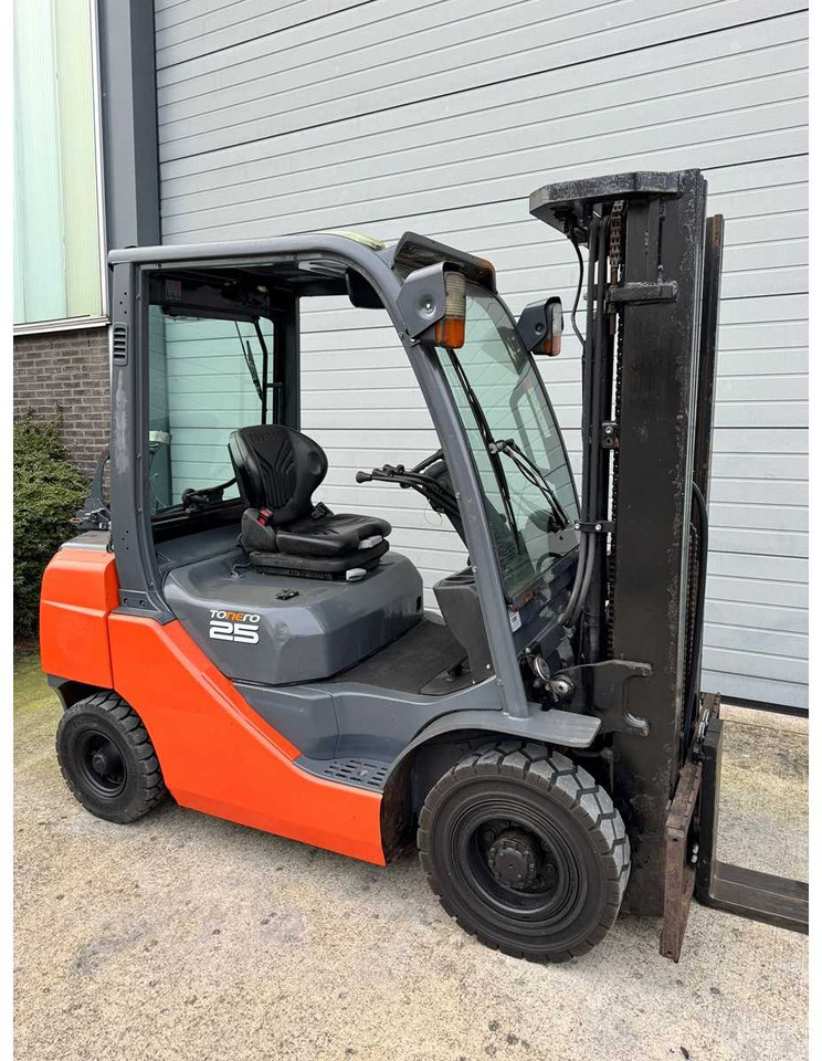 TOYOTA - 2017 - 02-8-FGF-25 - 4.7M TRIPLEX - FORKLIFT - Carretilla elevadora: foto 5 TOYOTA - 2017 - 02-8-FGF-25 - 4.7M TRIPLEX - FORKLIFT - Carretilla elevadora: foto 5