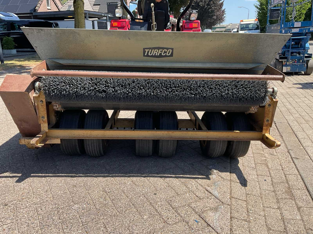 Turfco Mete-r-matic III Top Dresser - Maquinaria de jardinería: foto 5 Turfco Mete-r-matic III Top Dresser - Maquinaria de jardinería: foto 5