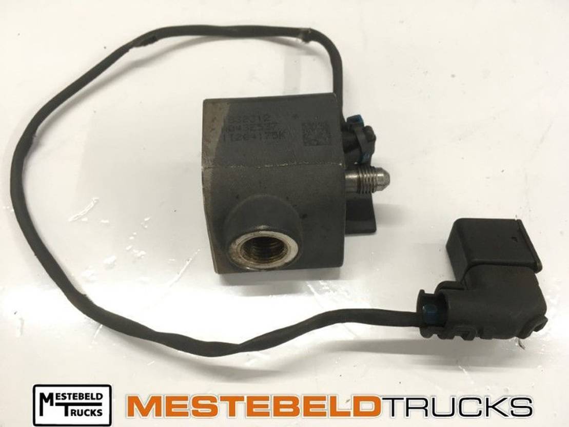 DAF Doseermodule brandstofsysteem - Procesamiento de combustible para Furgoneta: foto 1 DAF Doseermodule brandstofsysteem - Procesamiento de combustible para Furgoneta: foto 1
