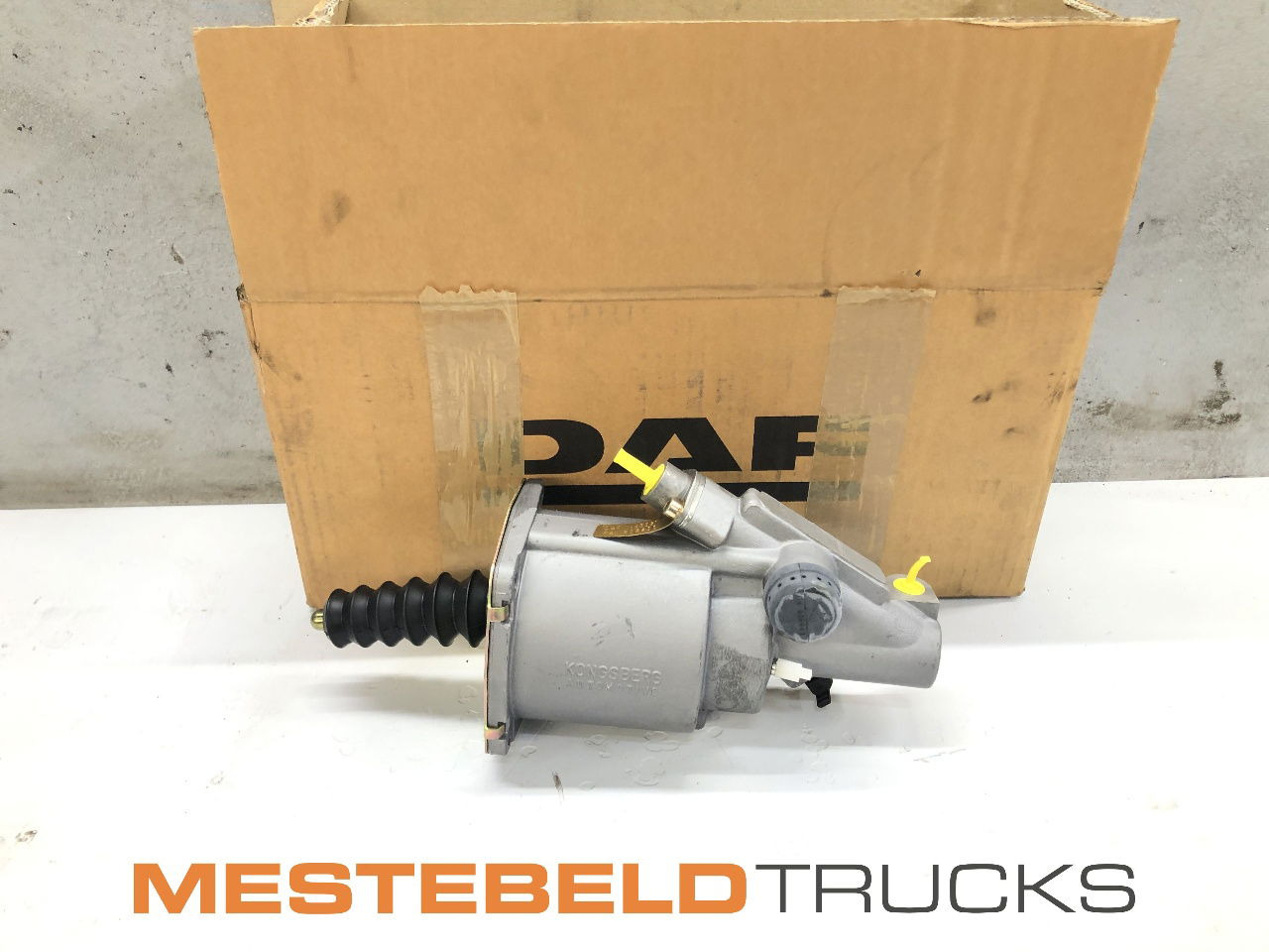 DAF Koppelingsbekrachtiger - Caja de cambios y piezas para Camión: foto 1 DAF Koppelingsbekrachtiger - Caja de cambios y piezas para Camión: foto 1