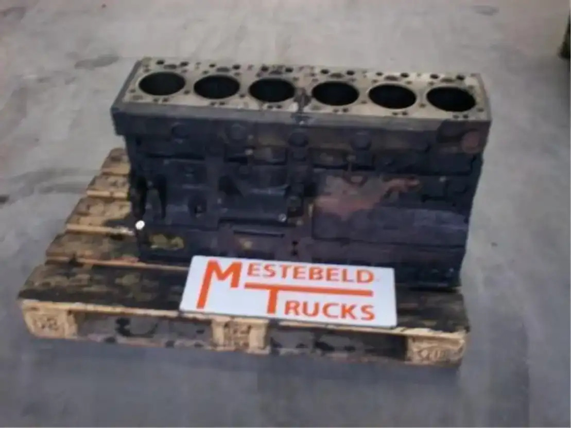 DAF Motorblok 75CF kaal - Motor y piezas para Camión: foto 1 DAF Motorblok 75CF kaal - Motor y piezas para Camión: foto 1
