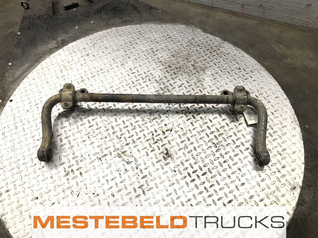 DAF Stabilisator vooras CF85 - Bastidor/ Chasis para Camión: foto 1 DAF Stabilisator vooras CF85 - Bastidor/ Chasis para Camión: foto 1