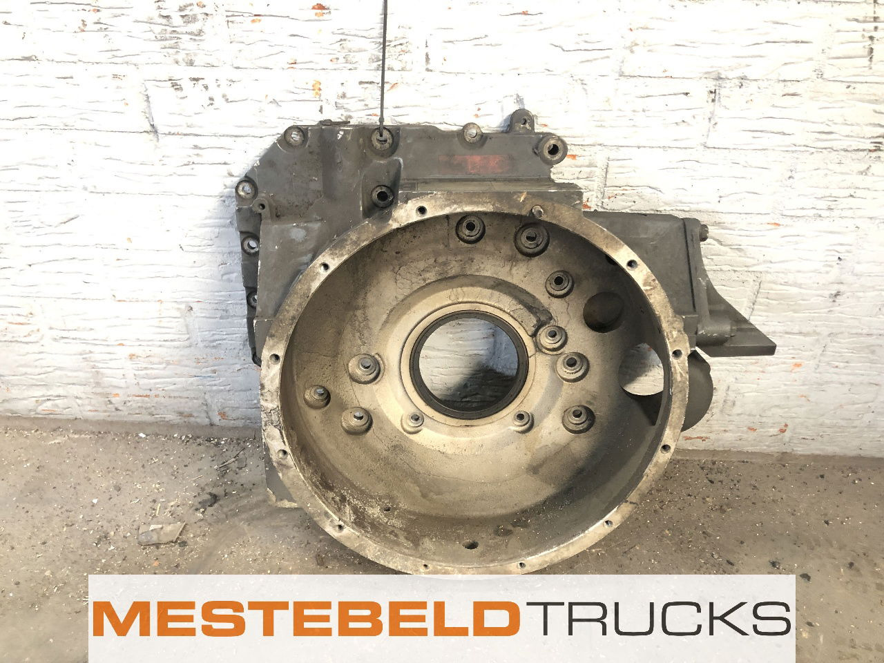 DAF Vliegwielhuis LF 45 - Motor y piezas para Camión: foto 1 DAF Vliegwielhuis LF 45 - Motor y piezas para Camión: foto 1