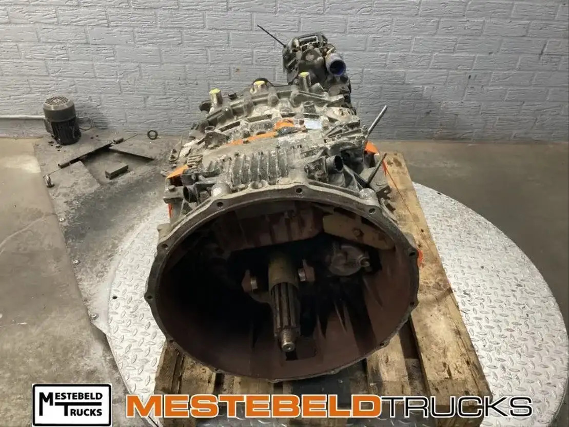 Iveco Versn bak Stralis - Caja de cambios y piezas para Camión: foto 3 Iveco Versn bak Stralis - Caja de cambios y piezas para Camión: foto 3