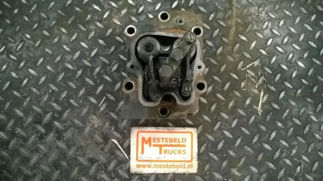 MAN Cilinderkop D 2840 - Motor y piezas para Camión: foto 1 MAN Cilinderkop D 2840 - Motor y piezas para Camión: foto 1