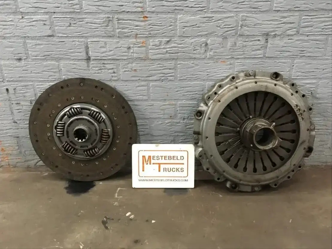 MAN Koppelingsset - Embrague y piezas para Camión: foto 1 MAN Koppelingsset - Embrague y piezas para Camión: foto 1