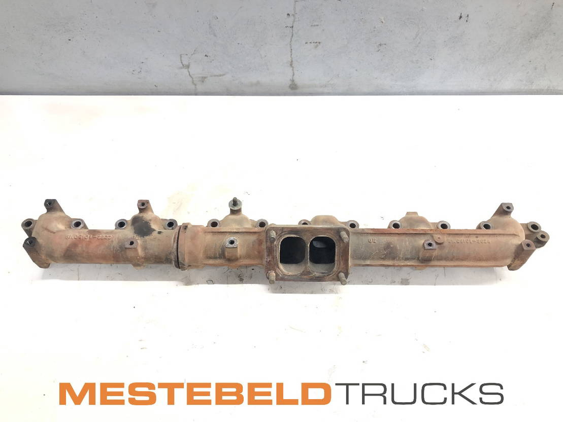 MAN Uitlaatspruitstuk D2866 - Motor y piezas para Camión: foto 1 MAN Uitlaatspruitstuk D2866 - Motor y piezas para Camión: foto 1