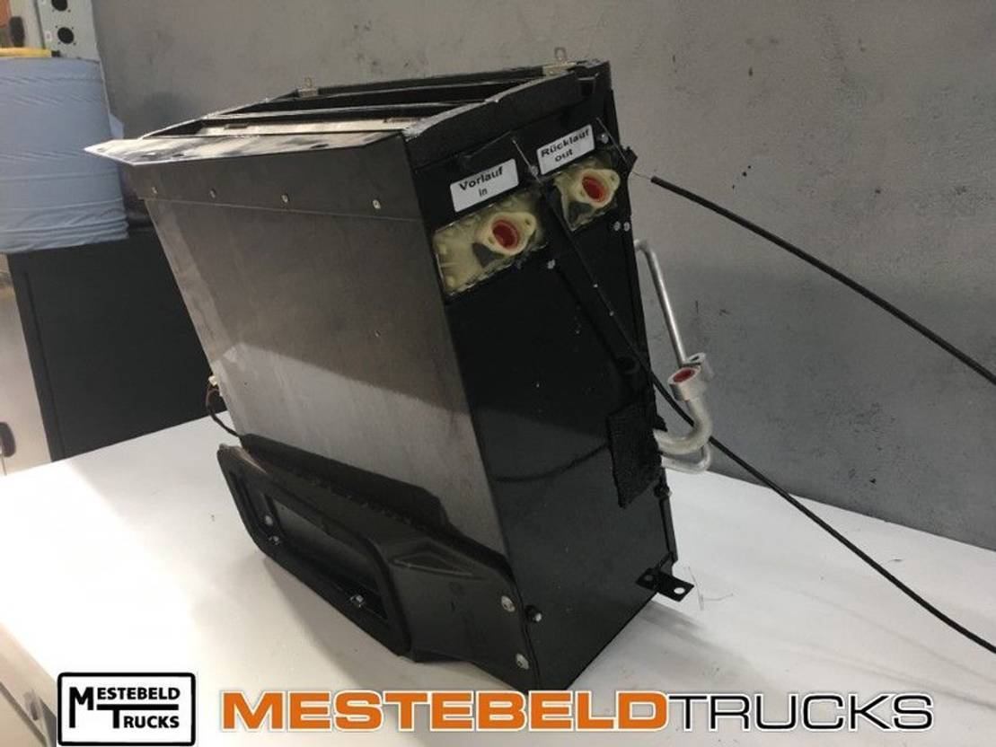 Mercedes Benz Airconditioning - Cabina e interior para Camión: foto 2 Mercedes Benz Airconditioning - Cabina e interior para Camión: foto 2