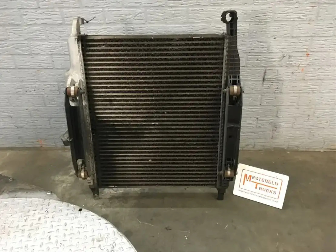 Mercedes-Benz Intercooler Axor  - Sistema de refrigeración para Camión: foto 1 Mercedes-Benz Intercooler Axor  - Sistema de refrigeración para Camión: foto 1
