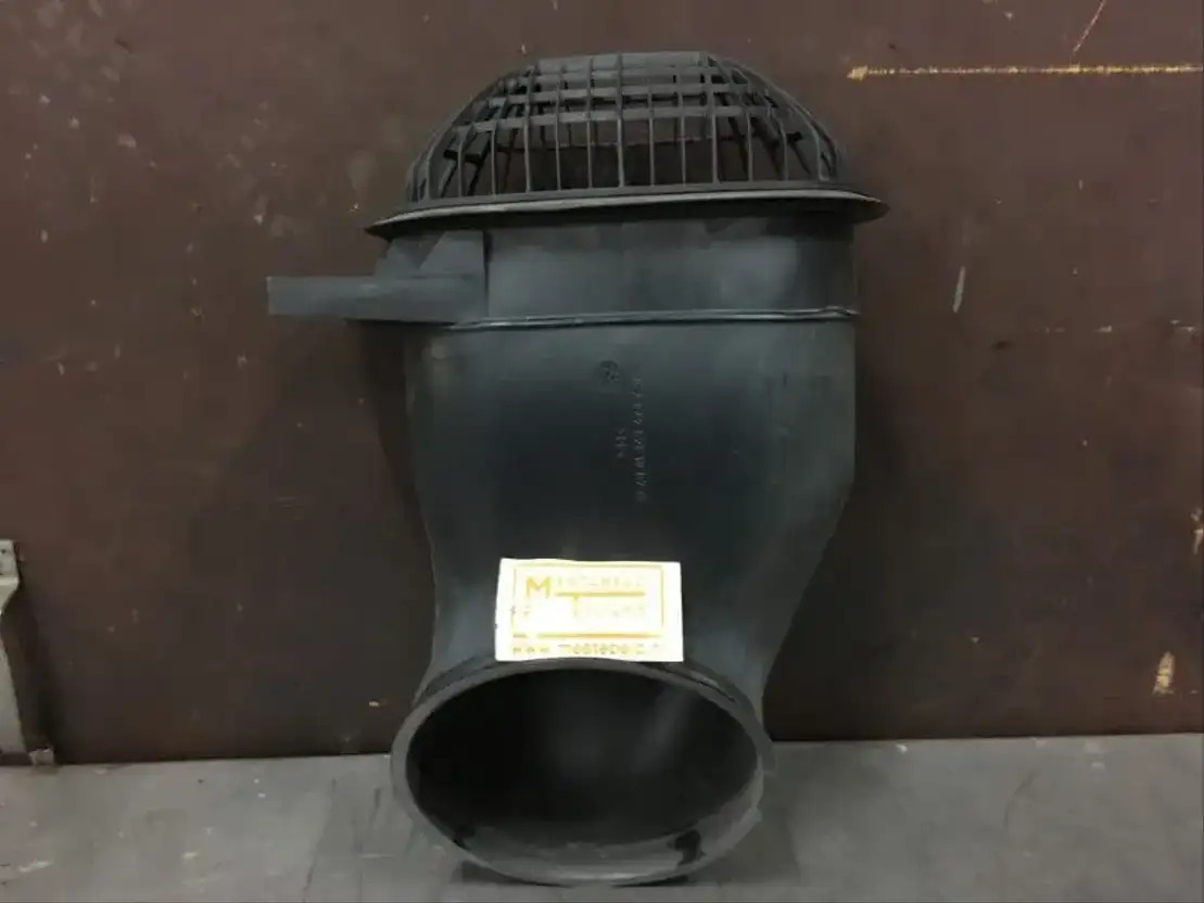 Mercedes-Benz Luchtinlaatpijp - Tubo de admisión de aire para Camión: foto 1 Mercedes-Benz Luchtinlaatpijp - Tubo de admisión de aire para Camión: foto 1