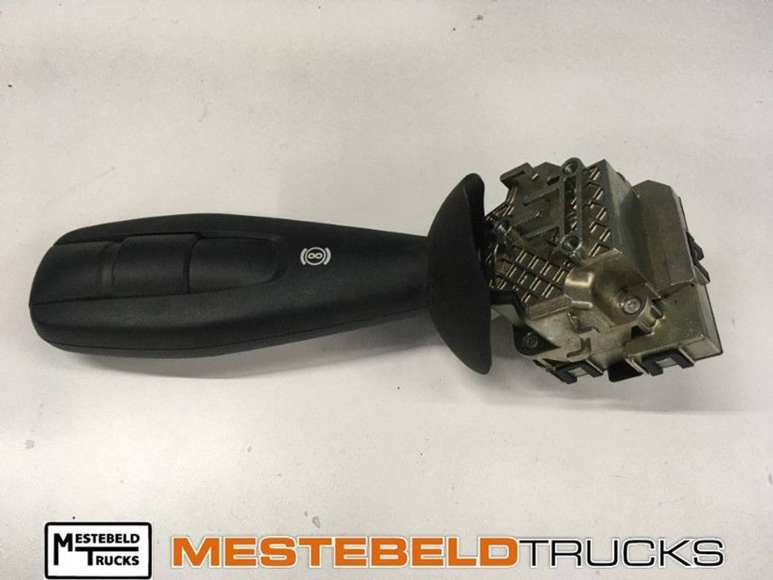 Mercedes Benz Stuurkolomschakelaar rechts - Cabina e interior para Camión: foto 1 Mercedes Benz Stuurkolomschakelaar rechts - Cabina e interior para Camión: foto 1