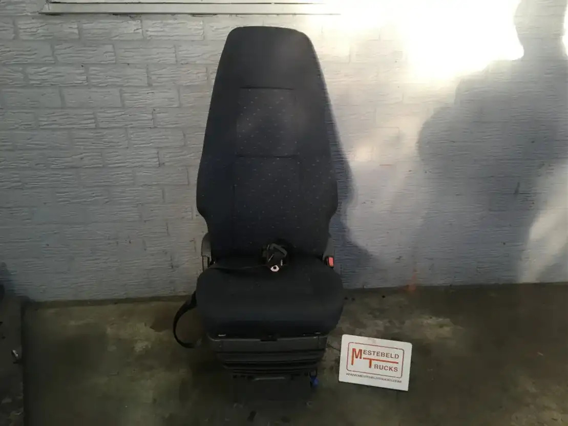 Volvo Stoel bijrijderskant - Asiento para Camión: foto 1 Volvo Stoel bijrijderskant - Asiento para Camión: foto 1