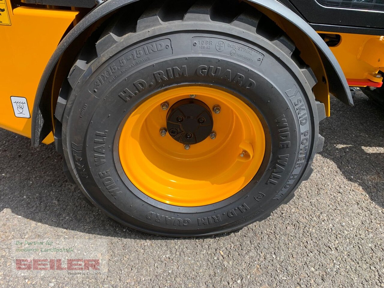 JCB 403 Agri Plus - Cargadora articulada: foto 4 JCB 403 Agri Plus - Cargadora articulada: foto 4