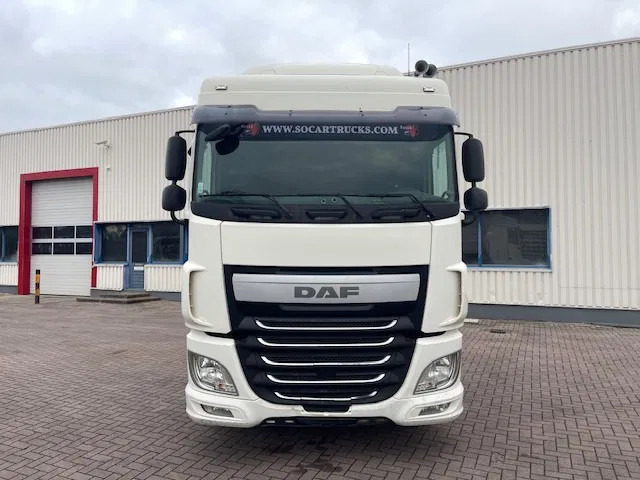 DAF XF 460 Retarder 2x Fuel-tanks - Cabeza tractora: foto 2 DAF XF 460 Retarder 2x Fuel-tanks - Cabeza tractora: foto 2