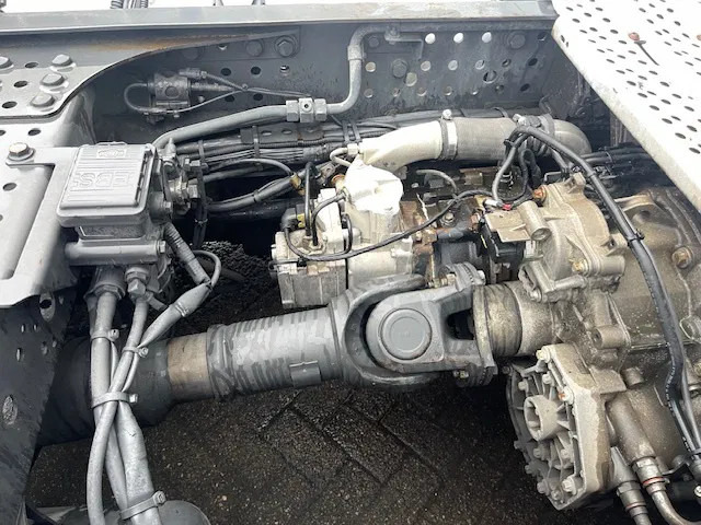Mercedes-Benz Actros 1845 Retarder 2x tanks Euro 5 Automatic - Cabeza tractora: foto 4 Mercedes-Benz Actros 1845 Retarder 2x tanks Euro 5 Automatic - Cabeza tractora: foto 4