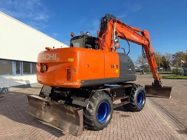 Hitachi ZX 140W-3 - Excavadora de ruedas: foto 4 Hitachi ZX 140W-3 - Excavadora de ruedas: foto 4