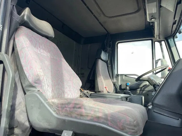 Camión volquete Iveco Eurotrakker 340 380 8X4 Euro 2: foto 15