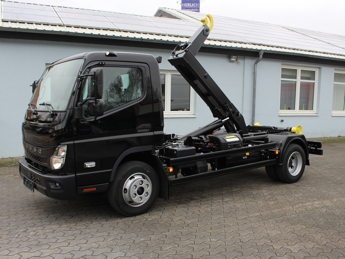 FUSO Canter FUSO 9C18 Duonic City Abrollkipper Black - Camión multibasculante, Camión grúa: foto 2 FUSO Canter FUSO 9C18 Duonic City Abrollkipper Black - Camión multibasculante, Camión grúa: foto 2