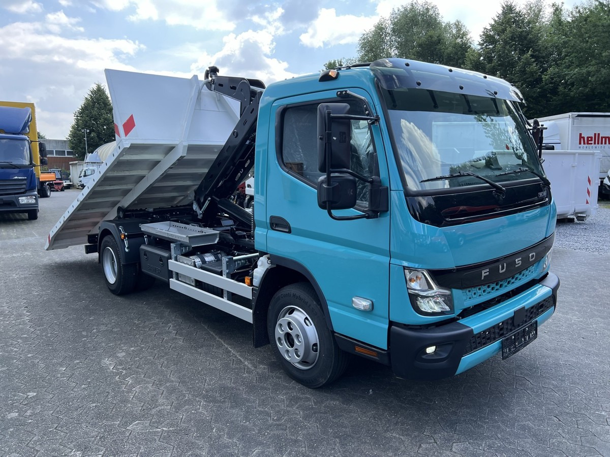 FUSO Canter FUSO 9C18 Duonic City Abrollkipper Color - Camión multibasculante, Camión grúa: foto 3 FUSO Canter FUSO 9C18 Duonic City Abrollkipper Color - Camión multibasculante, Camión grúa: foto 3