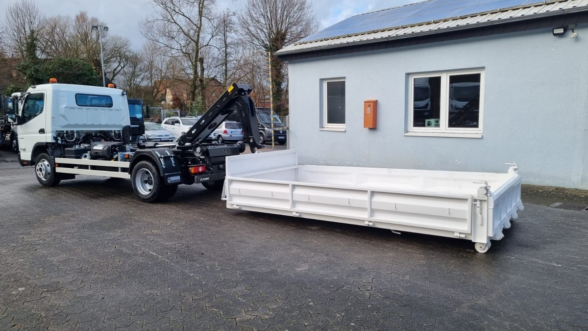 FUSO FUSO 9C18 Duonic City Abrollkipper GG 8.55t AHK - Camión multibasculante: foto 2 FUSO FUSO 9C18 Duonic City Abrollkipper GG 8.55t AHK - Camión multibasculante: foto 2