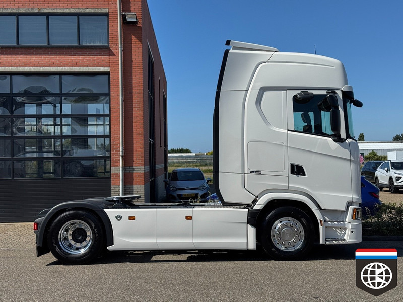 Scania 590 S DOUBLE PTO - FULL SPOILER - NEW - Cabeza tractora: foto 4 Scania 590 S DOUBLE PTO - FULL SPOILER - NEW - Cabeza tractora: foto 4
