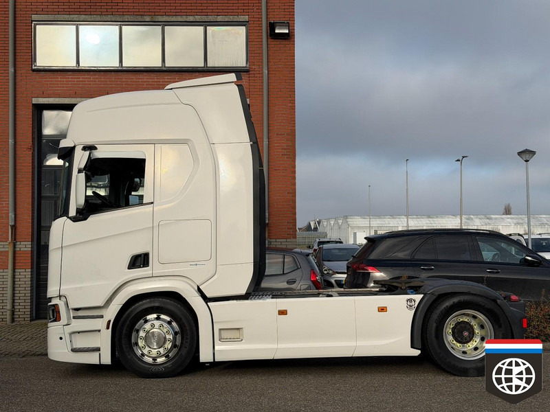 Scania R450 RETARDER - NIGHT A/C - STREAMLINE - GOOD TYRES - Cabeza tractora: foto 3 Scania R450 RETARDER - NIGHT A/C - STREAMLINE - GOOD TYRES - Cabeza tractora: foto 3