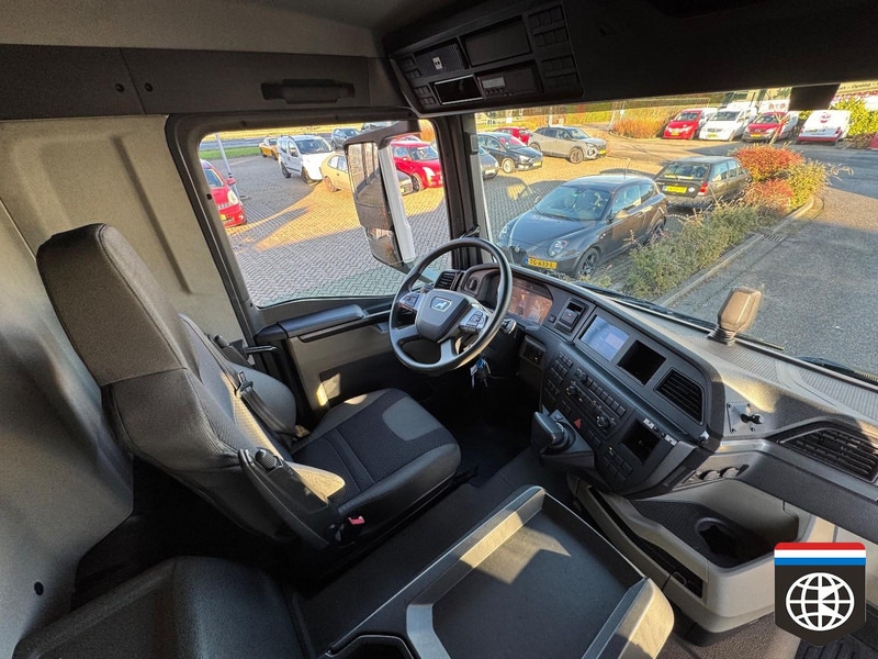 MAN TGX 26 470 PALLFINGER 19 - RETARDER - concoustaat - Camión grúa: foto 2 MAN TGX 26 470 PALLFINGER 19 - RETARDER - concoustaat - Camión grúa: foto 2