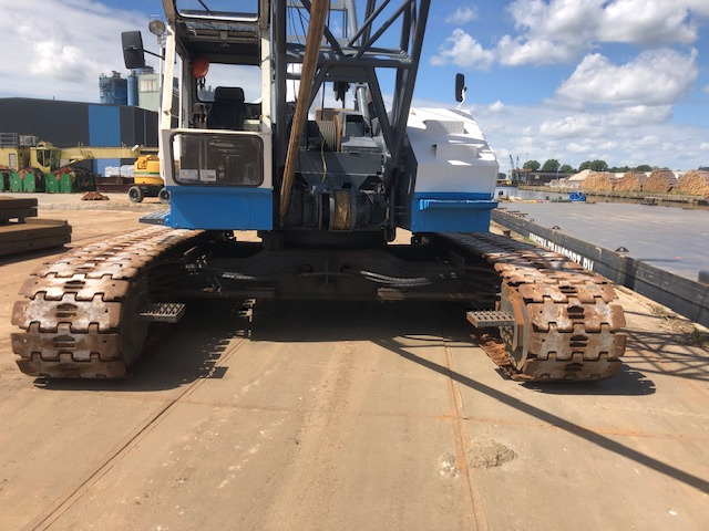 Hitachi KH230-3 - Grúa sobre orugas: foto 2 Hitachi KH230-3 - Grúa sobre orugas: foto 2