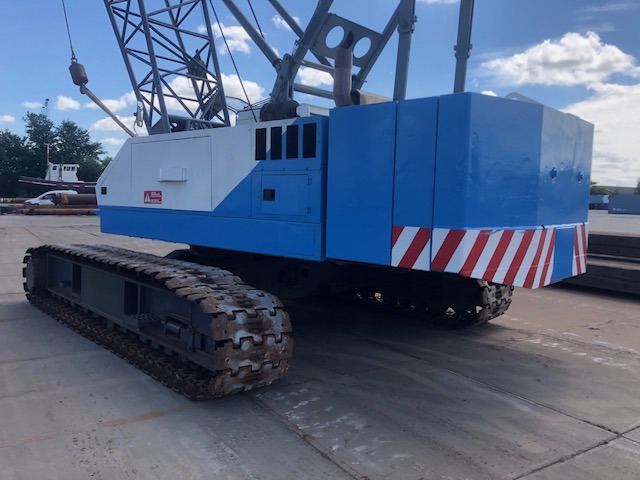 Hitachi KH230-3 - Grúa sobre orugas: foto 4 Hitachi KH230-3 - Grúa sobre orugas: foto 4