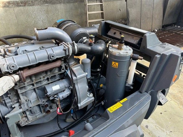 Atlas Copco XAS 67, Kompressor, 3,7m³, 3.5 - 9.5 bar, TOP - Compresor de aire: foto 2 Atlas Copco XAS 67, Kompressor, 3,7m³, 3.5 - 9.5 bar, TOP - Compresor de aire: foto 2