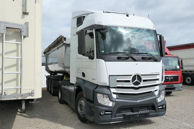 Mercedes-Benz 1843 LS Actros, MP4, Retarder, 2x Tank, Spoiler - Cabeza tractora: foto 4 Mercedes-Benz 1843 LS Actros, MP4, Retarder, 2x Tank, Spoiler - Cabeza tractora: foto 4