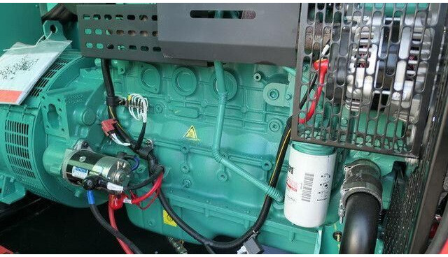 Generador industriale Cummins 250 kVA,Stromgenerator,Sofort verfügbar: foto 11 Generador industriale Cummins 250 kVA,Stromgenerator,Sofort verfügbar: foto 11