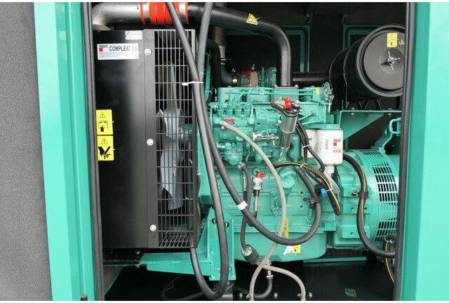 Cummins Stromgenerator, 82,5kVA, sofort vefügbar - Generador industriale: foto 3 Cummins Stromgenerator, 82,5kVA, sofort vefügbar - Generador industriale: foto 3