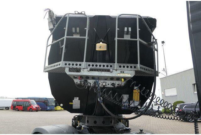 Fliegl DHKS 390, Stahl, 50m³, Schrottmulde, TOP-Zustand - Semirremolque volquete: foto 3 Fliegl DHKS 390, Stahl, 50m³, Schrottmulde, TOP-Zustand - Semirremolque volquete: foto 3