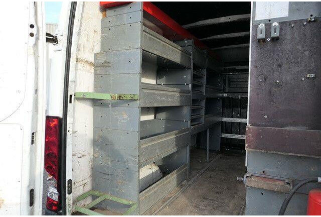 Furgón Iveco 35S16 Daily 4x2, 104tkm, Würth Regale, AHK, Navi: foto 10