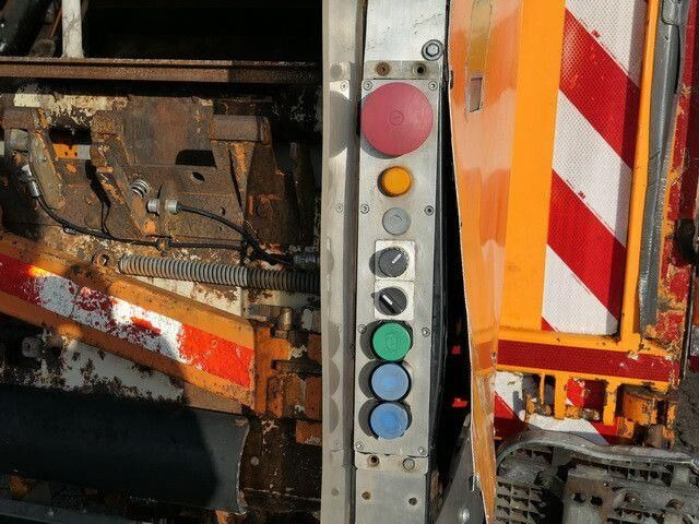 Camión de basura MAN 26.320 TGS BL 6x2, Faun, Vario Press, Zöller: foto 8 Camión de basura MAN 26.320 TGS BL 6x2, Faun, Vario Press, Zöller: foto 8