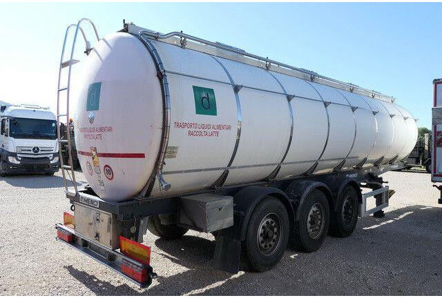 Leasing de Menci SA 105, Isoliert, Tank aus 2016, 32m³, 4 Kammern Menci SA 105, Isoliert, Tank aus 2016, 32m³, 4 Kammern: foto 6 Leasing de Menci SA 105, Isoliert, Tank aus 2016, 32m³, 4 Kammern Menci SA 105, Isoliert, Tank aus 2016, 32m³, 4 Kammern: foto 6