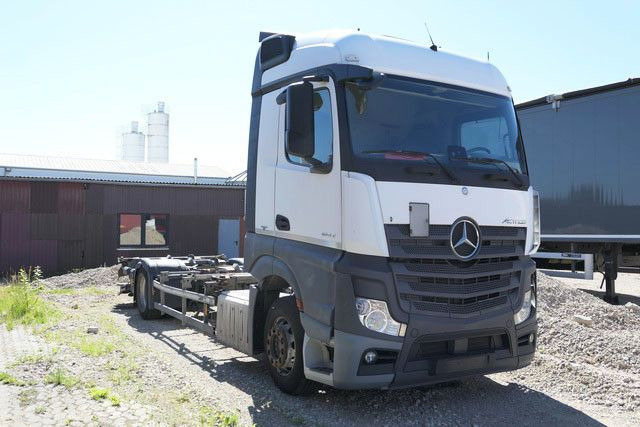 Mercedes-Benz 1842 L Actros/LBW/Retarder/BDF - Camión portacontenedore/ Intercambiable: foto 3 Mercedes-Benz 1842 L Actros/LBW/Retarder/BDF - Camión portacontenedore/ Intercambiable: foto 3