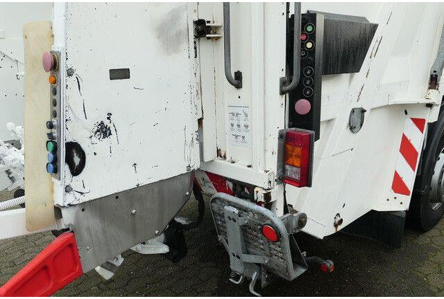 Mercedes-Benz 2532 L Actros 6x2, Faun, Variopress, Zöller, AC - Camión de basura: foto 5 Mercedes-Benz 2532 L Actros 6x2, Faun, Variopress, Zöller, AC - Camión de basura: foto 5