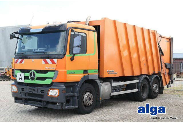 Mercedes-Benz 2532 L Actros 6x2, Faun, Zöller, 24m³, MP3, AC - Camión de basura: foto 1 Mercedes-Benz 2532 L Actros 6x2, Faun, Zöller, 24m³, MP3, AC - Camión de basura: foto 1