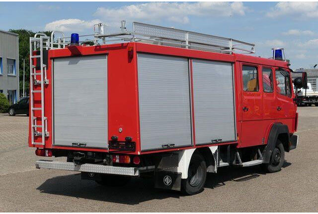 Mercedes-Benz 814 F/Feuerwehr/Pumpe/9 Sitze - Camión de bomberos: foto 4 Mercedes-Benz 814 F/Feuerwehr/Pumpe/9 Sitze - Camión de bomberos: foto 4