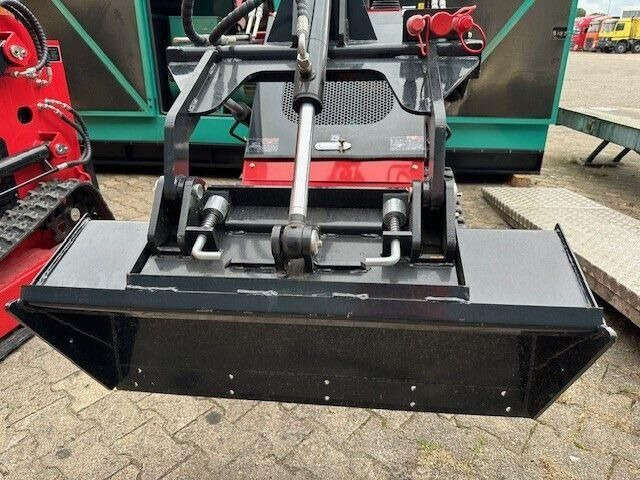 SDLOOL SL360Z, Compaktlader, Kette, Schaufel - Cargadora de cadenas: foto 5 SDLOOL SL360Z, Compaktlader, Kette, Schaufel - Cargadora de cadenas: foto 5