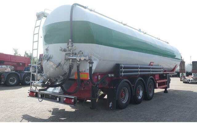 SPITZER SK 2760 CAL, Kippsilo, 60m³, Luft-Lift, 1 Kammer - Semirremolque cisterna: foto 4 SPITZER SK 2760 CAL, Kippsilo, 60m³, Luft-Lift, 1 Kammer - Semirremolque cisterna: foto 4