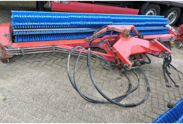 Schmidt CJS 914 Super Walzenbürste, Kehrbesen, 4.2mtr. - Barredora cucharón: foto 5 Schmidt CJS 914 Super Walzenbürste, Kehrbesen, 4.2mtr. - Barredora cucharón: foto 5