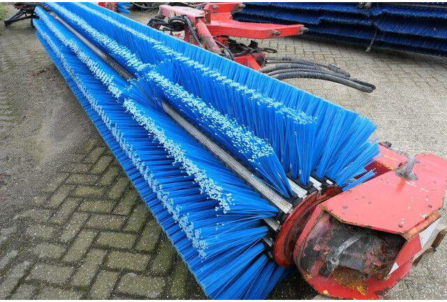 Schmidt CJS 914 Super Walzenbürste, Kehrbesen, 4.2mtr. - Barredora cucharón: foto 4 Schmidt CJS 914 Super Walzenbürste, Kehrbesen, 4.2mtr. - Barredora cucharón: foto 4