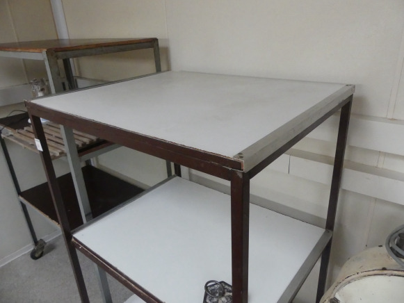 2 Chariots à roulettes 3 niveaux - Maquinaria de panadería: foto 3 2 Chariots à roulettes 3 niveaux - Maquinaria de panadería: foto 3